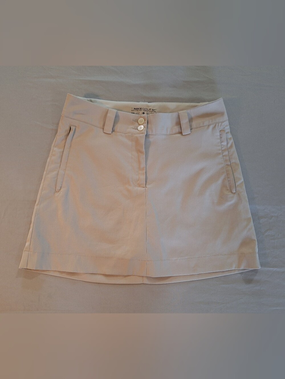 Nike Golf Dri-Fit Women’s Beige Golf Skirt Skort Size 4
